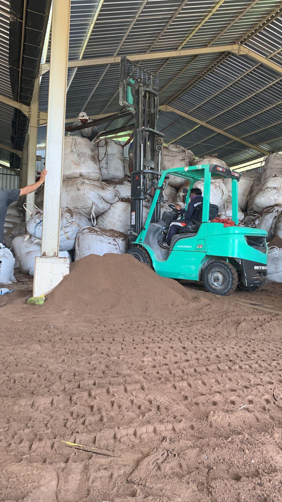 Palm Kernel Cake Product 1